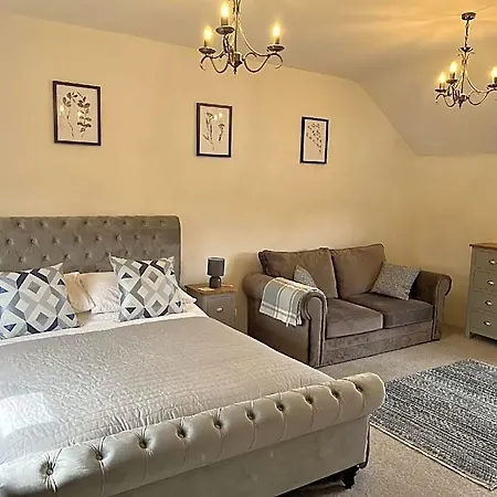 Blacksmiths Hotel 3*